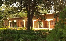 Adb Rooms Ashoka Resort