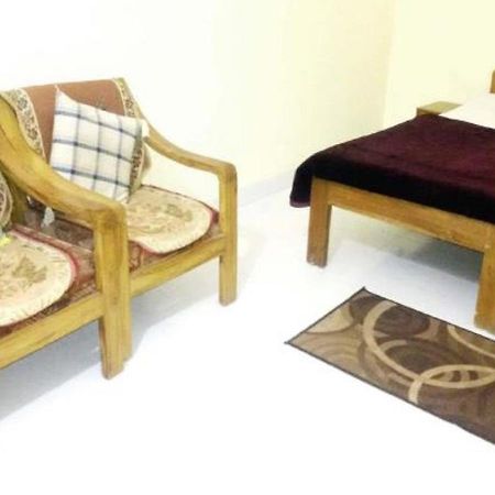 Adb Rooms Ashoka Resort Tala  Exterior photo