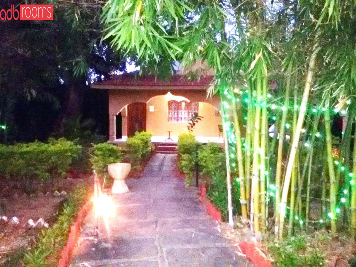 Adb Rooms Ashoka Resort Tala  Exterior photo
