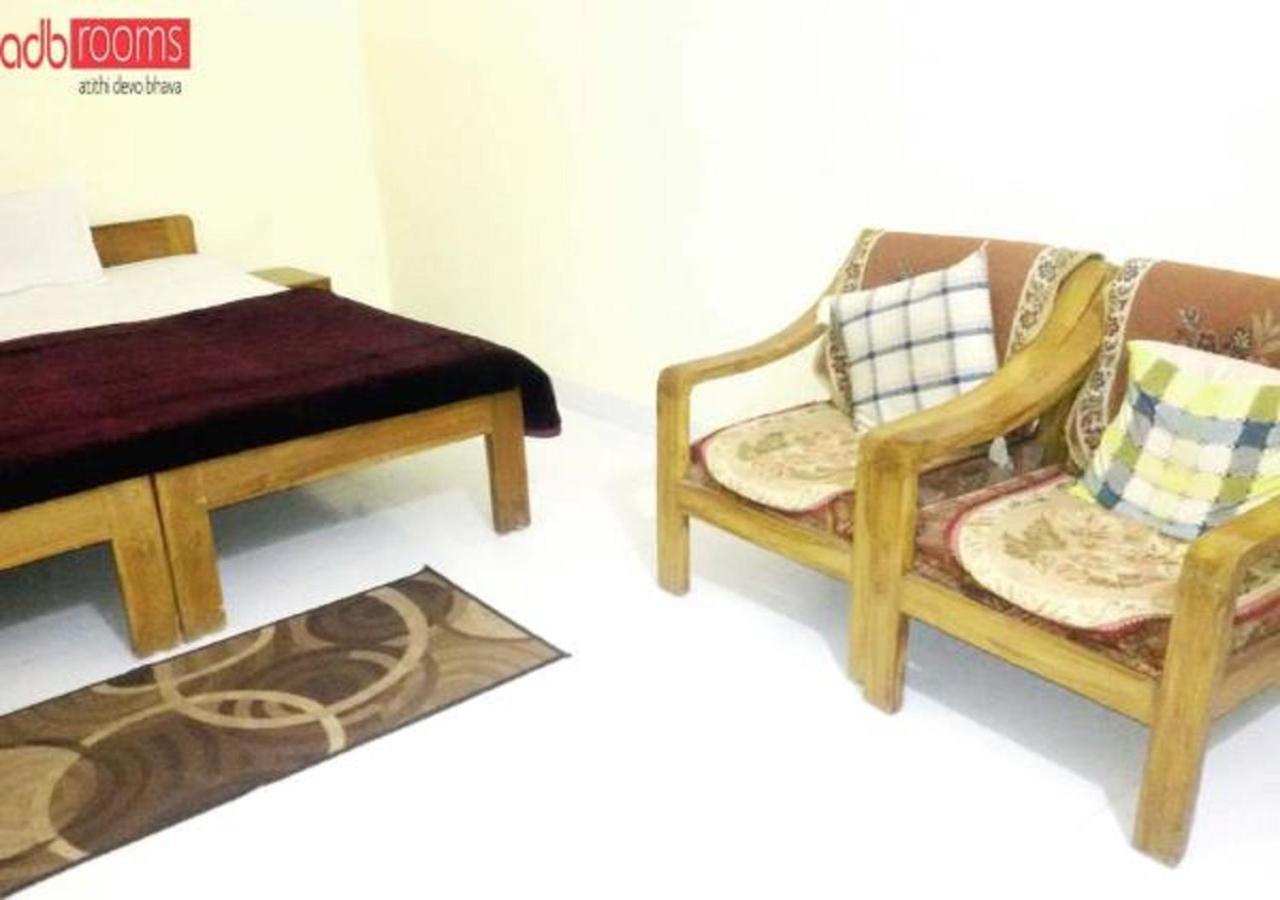 Adb Rooms Ashoka Resort Tala  Exterior photo